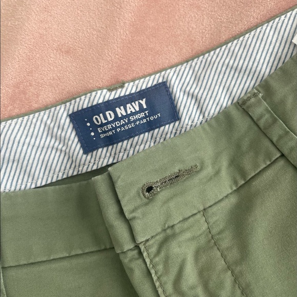 Everyday Short - Picture 2 of 2